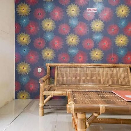 Hotel Reddoorz Near Ekowisata Mangrove Belawan Extérieur photo