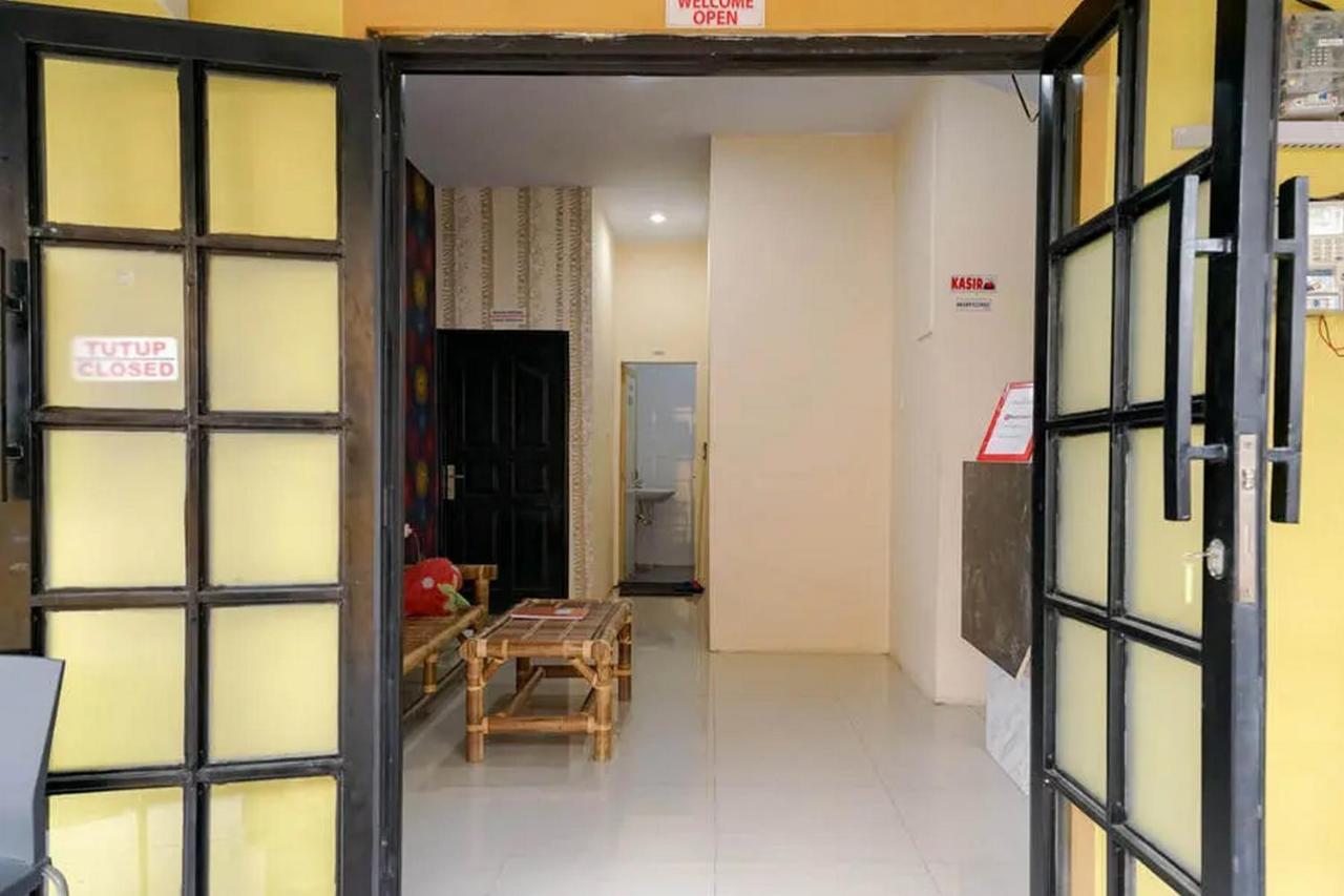 Hotel Reddoorz Near Ekowisata Mangrove Belawan Extérieur photo
