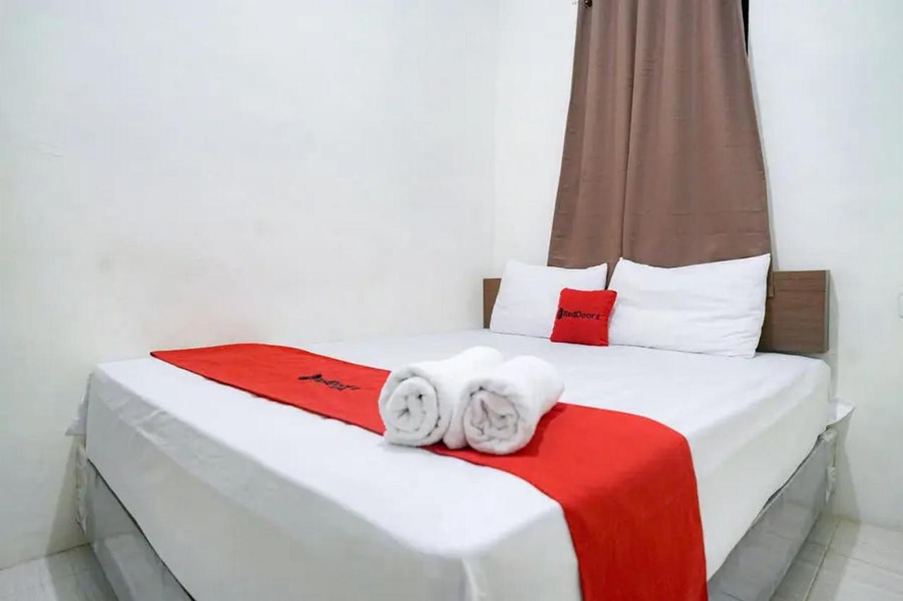 Hotel Reddoorz Near Ekowisata Mangrove Belawan Extérieur photo