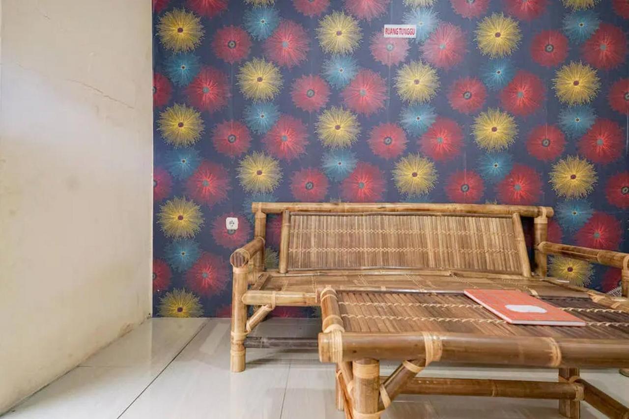 Hotel Reddoorz Near Ekowisata Mangrove Belawan Extérieur photo